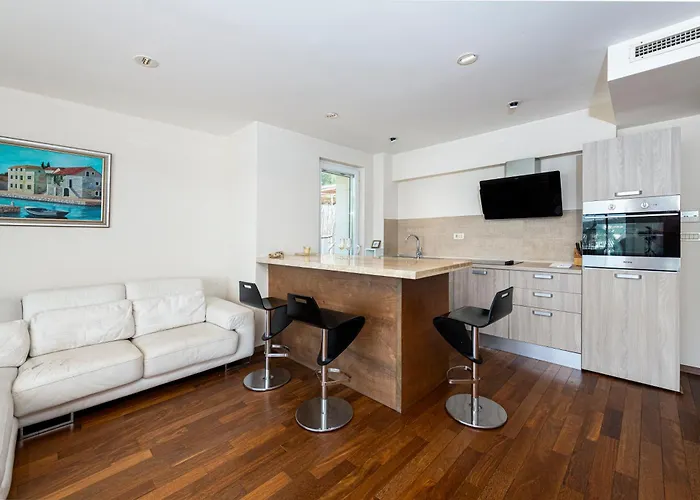 New Five Star Superior Apartment
