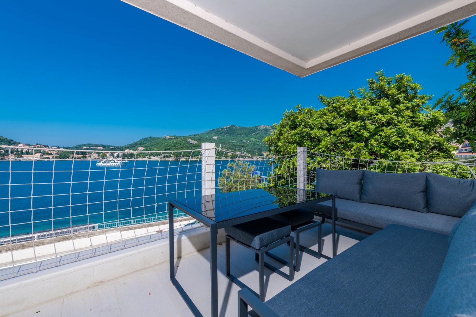 New Five Star Superior Apartment